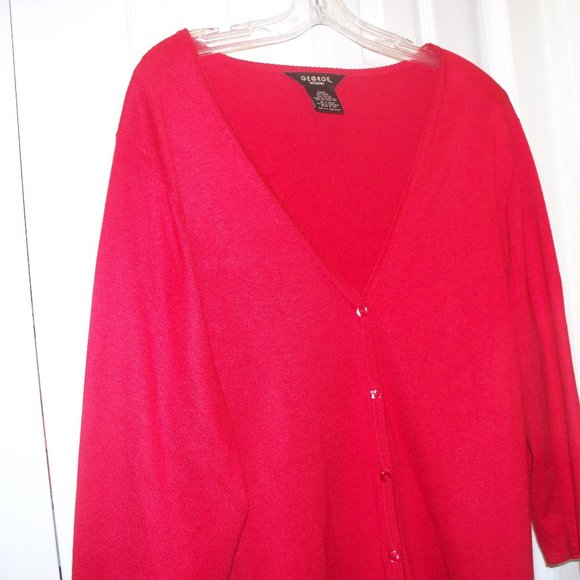 Sweaters - Pretty Red Cardigan button down